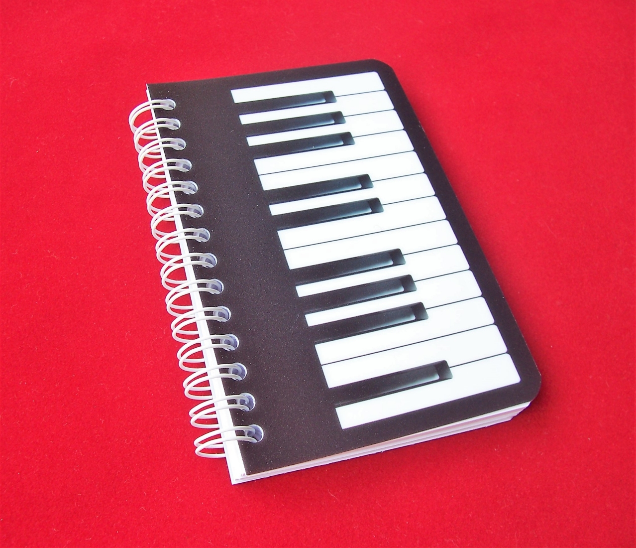 Piano Keyboard Design Memo Pad Notebook 258613Z Dotdismus